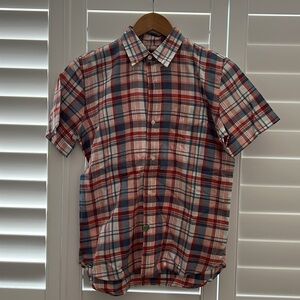 Gap Kids Boys Short Sleeve Button Down Shirt. Size Medium. Like New!